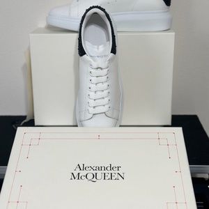 Alexander Mcqueen size 12 US brand